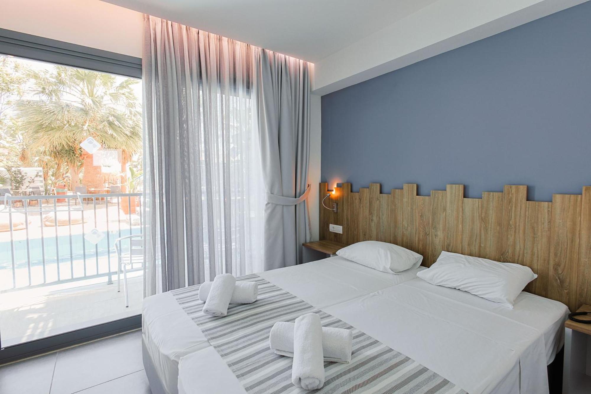 Pollis Hotel Hersonissos  Exterior foto