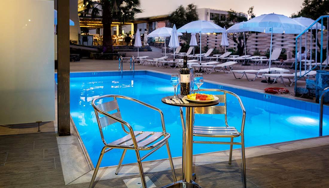Pollis Hotel Hersonissos  Facilidades foto