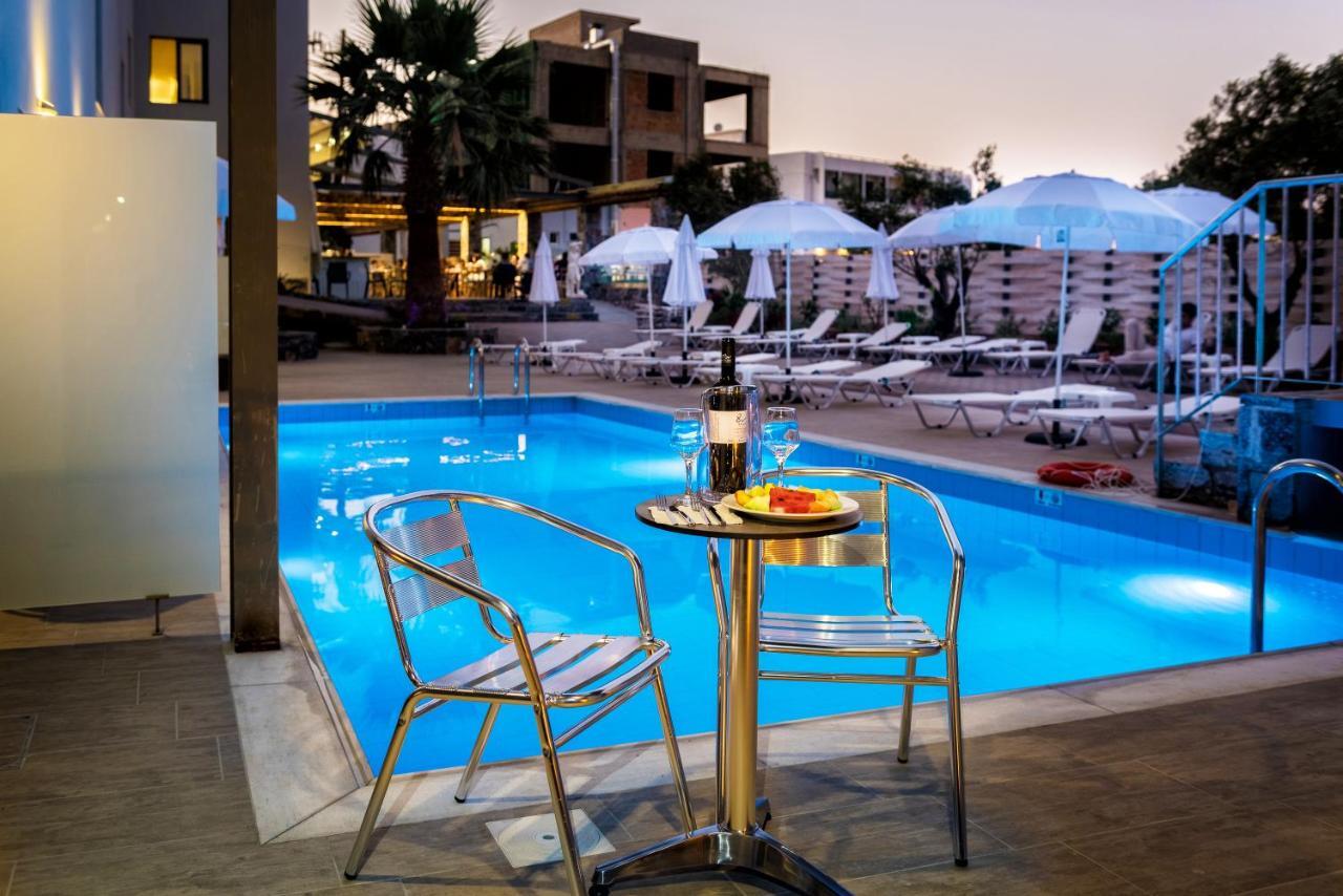 Pollis Hotel Hersonissos  Exterior foto